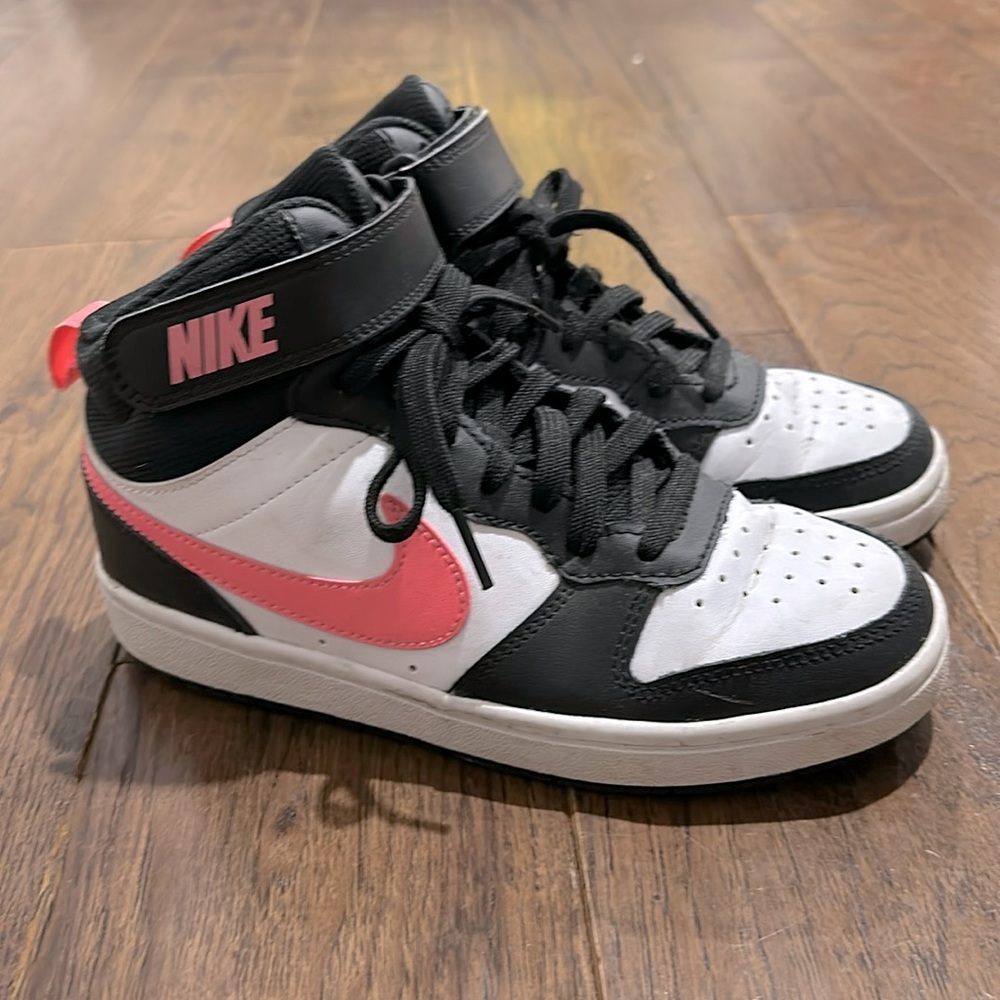Nike Court Borough Mid 2 Size 3.5 Youth